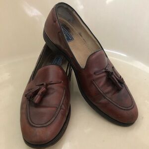 Vintage brown slip on loafers
